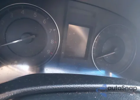 2013 Infiniti G37 Journey z USA, uszkodzony, nr VIN JN1CV6AP4DM303961